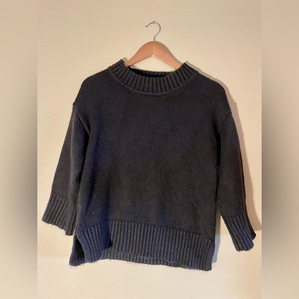 Black Thick Crew Neck Sweater
